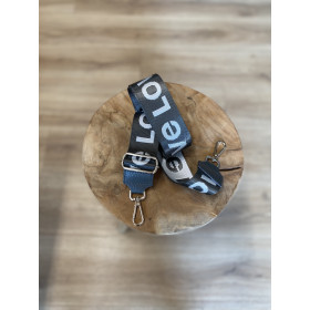 Lanière Love attaches...