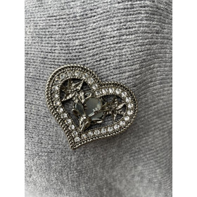 Broche aimant biche coeur...